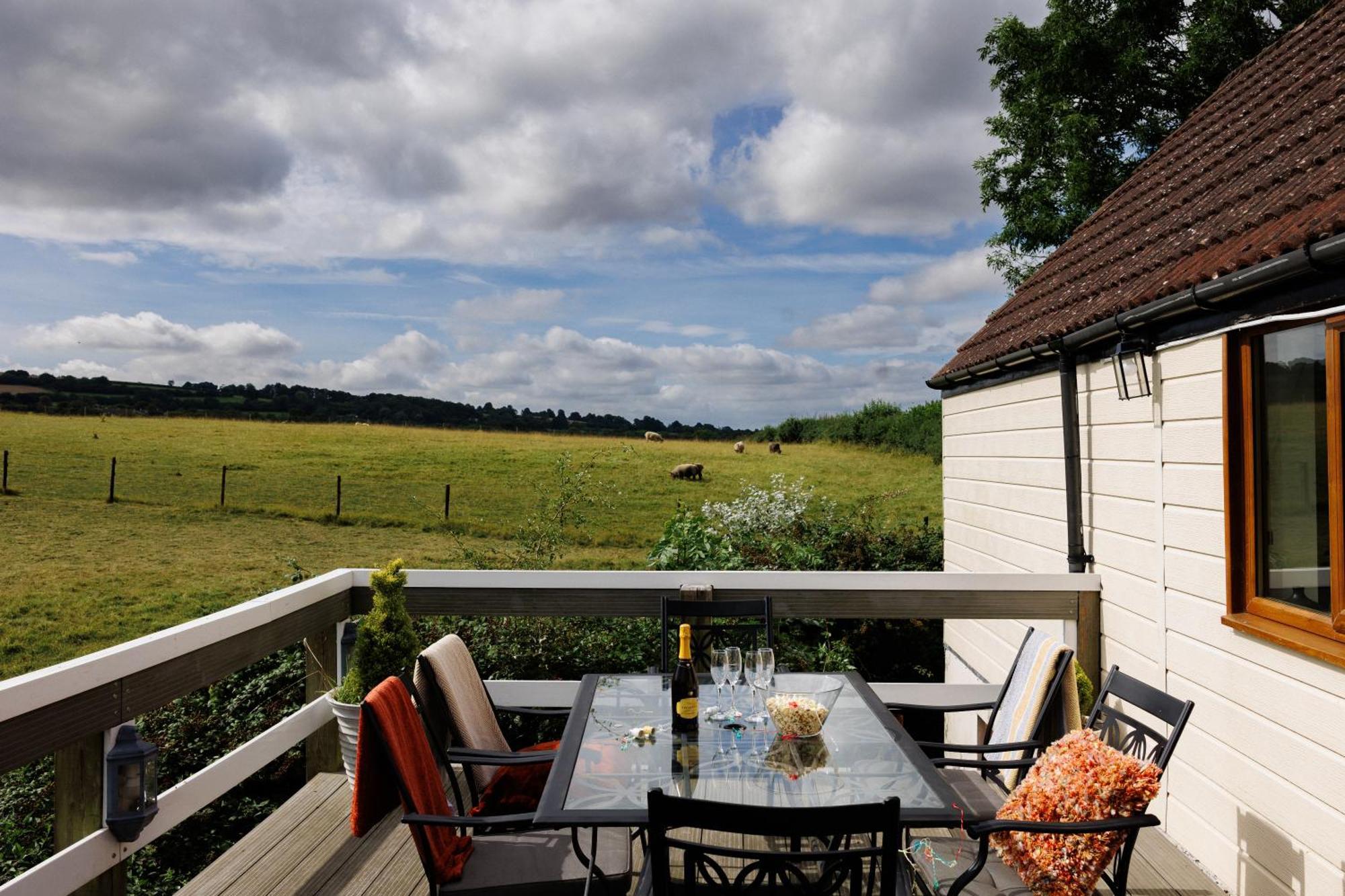 Вілла The West Barn Near Bath, Sleeps 24 And 2 Hot Tubs Бристоль Екстер'єр фото