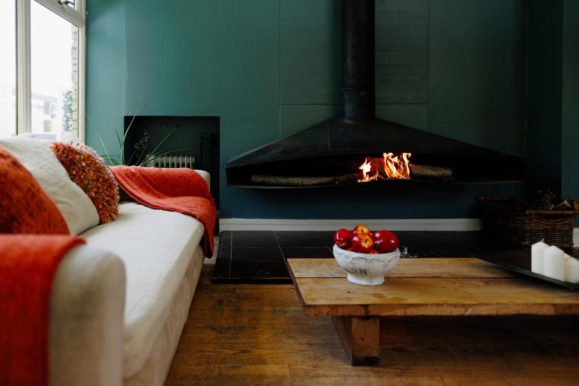 Вілла The West Barn Near Bath, Sleeps 24 And 2 Hot Tubs Бристоль Екстер'єр фото